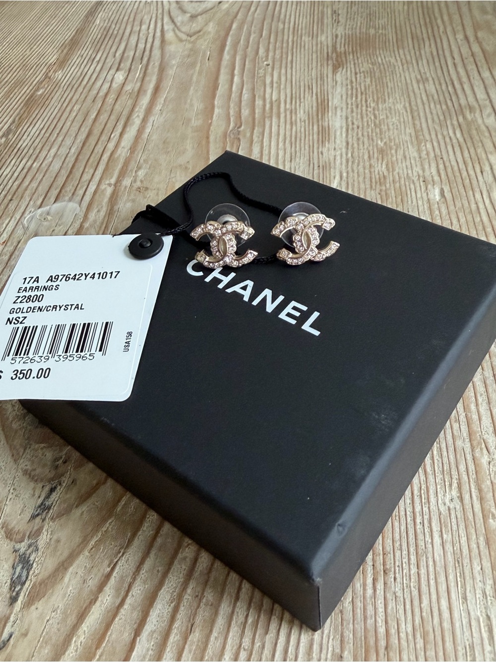 CHANEL Crystal-Embellished CC Stud Earrings - Gold - Picture 2 of 4